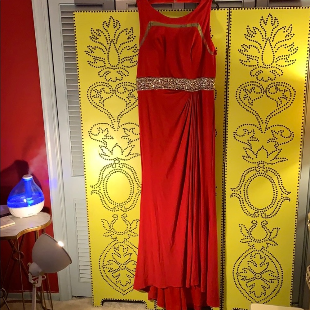 M by Mac Duggal red formal evening gown size 20W